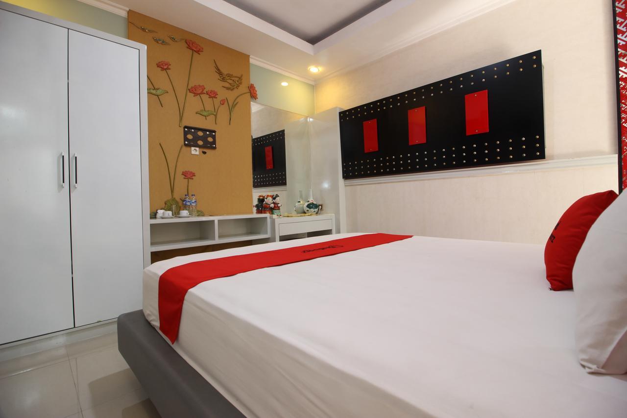 Reddoorz Plus Near Tugu Jogja 2 Yogyakarta Exterior photo